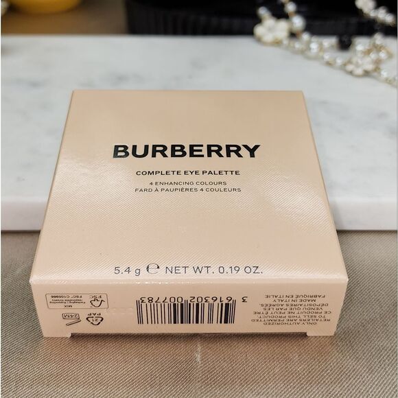 NIB BURBURRY 02 MOCHA 4 SHADE EYESHADOW PALETTE - Picture 8 of 13